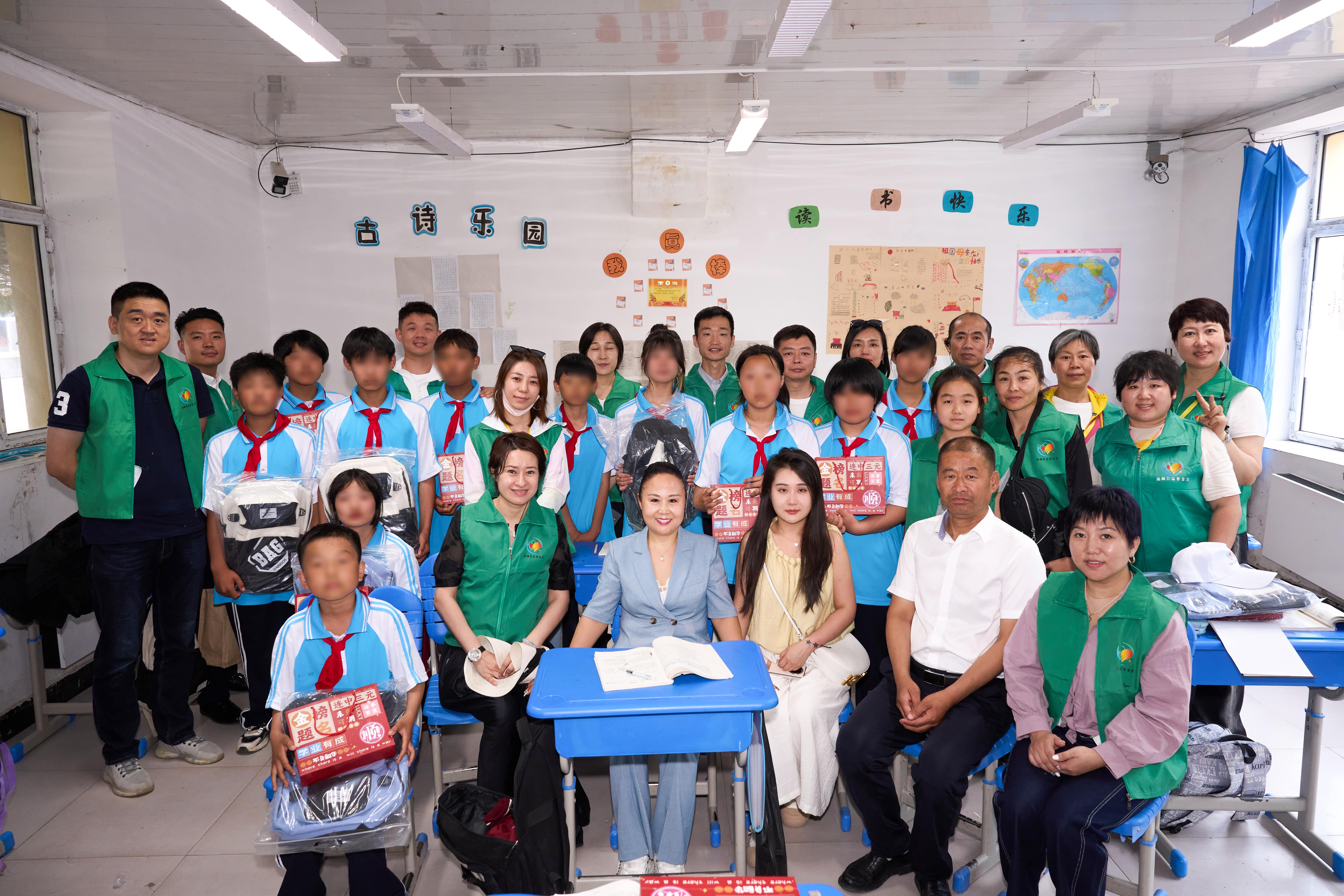 第254所 黑龙江巴彦县黑山镇民乐村星空平台侯玉霞学校 第254所 黑龙江巴彦县黑山镇民乐村星空平台侯玉霞学校